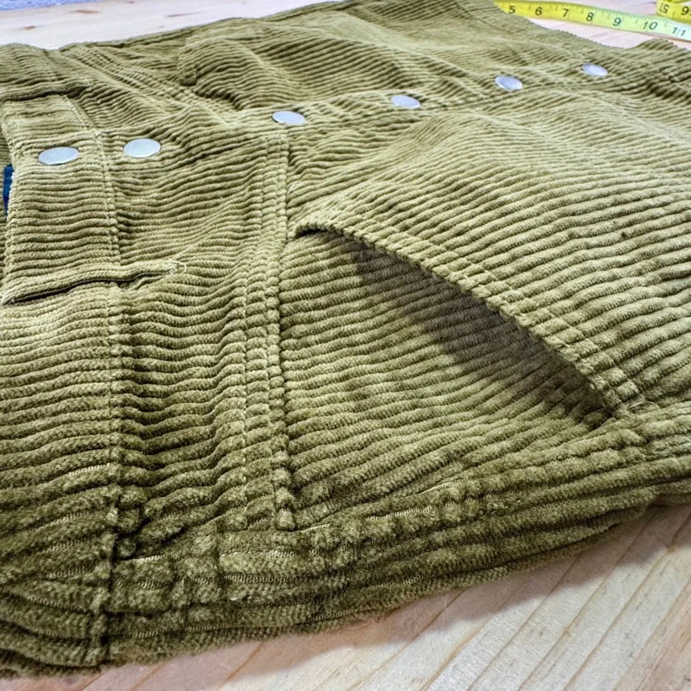 Madewell Olive Green Corduroy Snap-Front Mini Skirt Size 6‎ Women's Do Well Line
